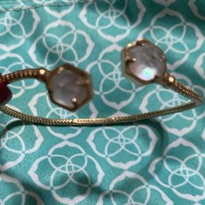 Kendra Scott bracelet